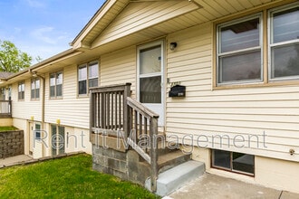 3701 Saratoga St in Omaha, NE - Building Photo - Building Photo