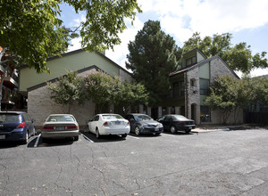 Gazebo Condos in Austin, TX - Building Photo - Building Photo