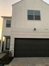 1106 Fuschia Rd in Houston, TX - Building Photo - Building Photo