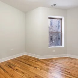 1154 E 54th Pl, Unit A in Chicago, IL - Building Photo - Building Photo