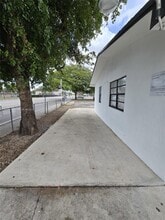 7090 NW 17th Ave in Miami, FL - Building Photo - Building Photo