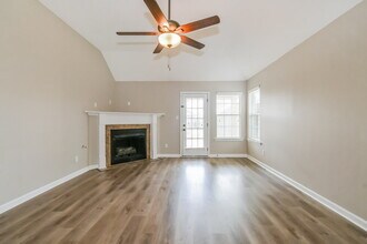 7895 Ridgedale Dr in Olive Branch, MS - Building Photo - Building Photo