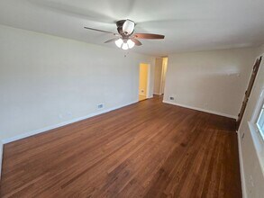 825 Gammon Rd in Virginia Beach, VA - Foto de edificio - Building Photo