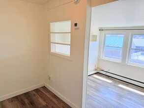 145 Hanover St, Unit 4 in Lebanon, NH - Building Photo - Building Photo