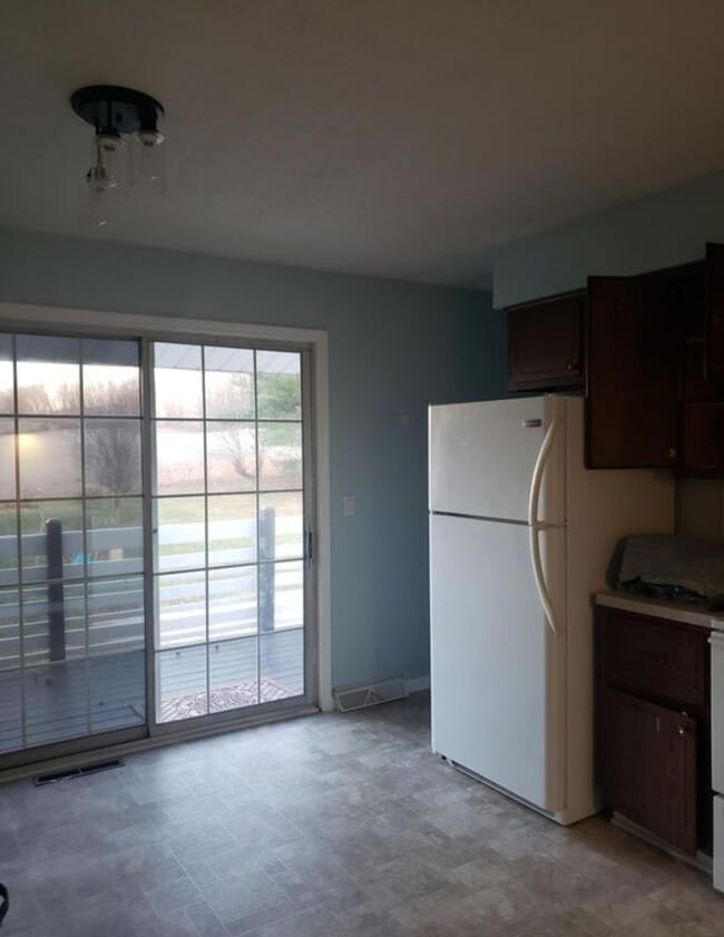 property at 4073 Cottage Grove Rd