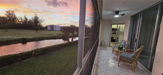 3465 Via Poinciana, Unit 204 in Greenacres, FL - Building Photo - Building Photo