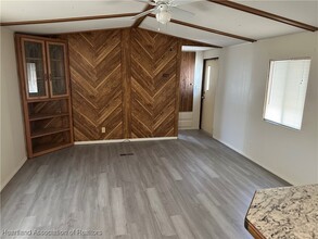 2549 San Remo Ave in Avon Park, FL - Foto de edificio - Building Photo