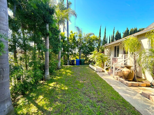 6441 W 86th Pl, Unit 6441 in Westchester, CA - Foto de edificio - Building Photo