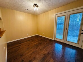 2705 Sood Rd in Knoxville, TN - Building Photo - Building Photo