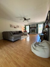 10411 Parliament Dr SW in Huntsville, AL - Building Photo - Building Photo