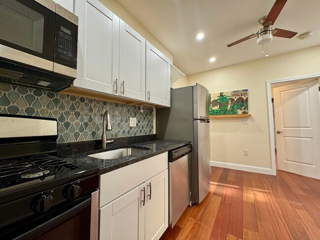 91 Hancock St, Unit 9 in Cambridge, MA - Foto de edificio - Building Photo