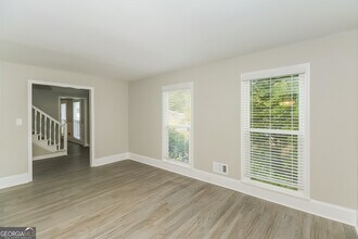 5501 Reynard Trail in Stonecrest, GA - Building Photo - Building Photo