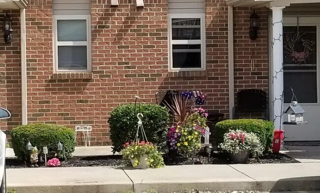 93 N 3rd St in Shelby, OH - Building Photo - Building Photo