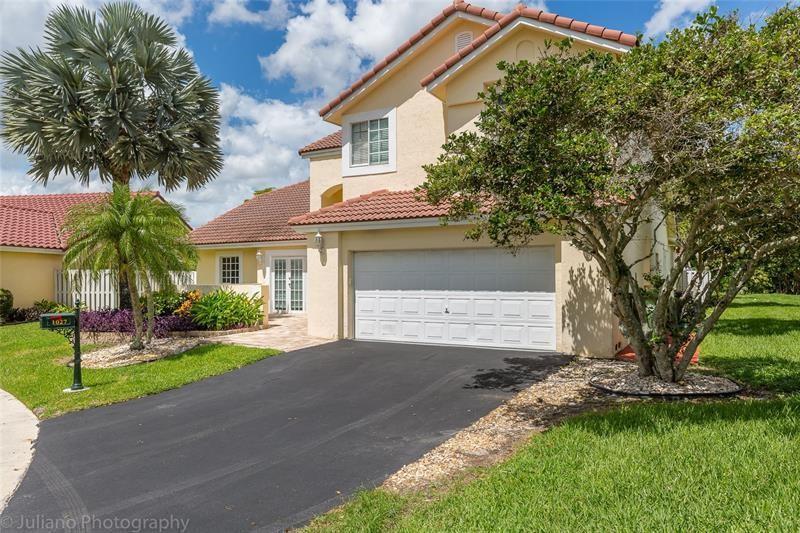 1027 Lido Ct in Weston, FL - Building Photo