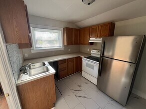 526 E Eighth St in Traverse City, MI - Building Photo - Building Photo