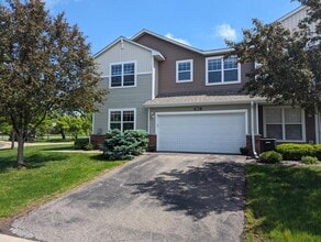 931 Willow Glen Dr in Buffalo, MN - Building Photo - Building Photo