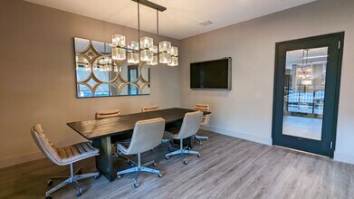 City Place at Celebration Pointe in Gainesville, FL - Foto de edificio - Building Photo