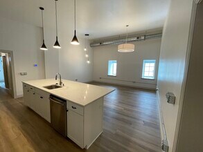 117 W Columbus Ave, Unit Suite 1 in Bellefontaine, OH - Building Photo - Building Photo