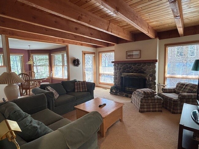 17907 Acer Ln in Sunriver, OR - Building Photo - Building Photo