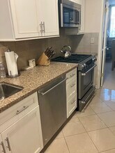 1621 Hilts Ave in Los Angeles, CA - Building Photo - Building Photo