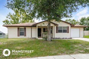 4449 Chamber Ct in Spring Hill, FL - Building Photo