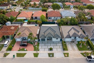 18316 SW 145th Ave in Miami, FL - Building Photo - Building Photo