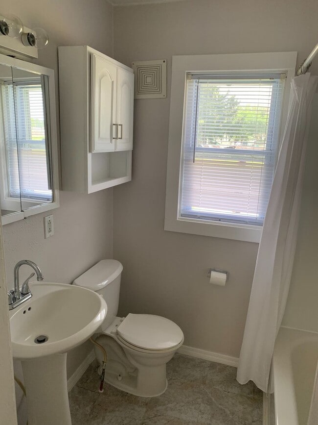 2809 South Ave in La crosse, WI - Building Photo - Building Photo