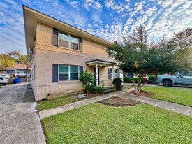 4916 Worth St, Unit 4 in Dallas, TX - Building Photo