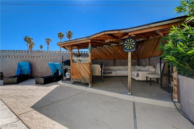 property at 3969 Acapulco Ave