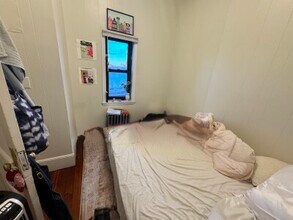 35 Bay State Rd, Unit 4R in Boston, MA - Building Photo - Building Photo