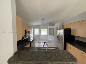 11217 Harbour Springs Cir in Boca Raton, FL - Foto de edificio - Building Photo