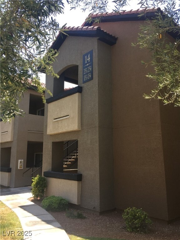 property at 2615 W Gary Ave