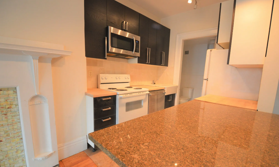 851 Beacon St, Unit 5 in Boston, MA - Building Photo