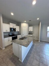 1902 Skylar Ln in Cleburne, TX - Building Photo - Building Photo
