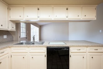 9306 Sanford Rd in Houston, TX - Building Photo - Building Photo