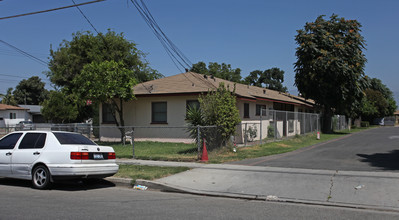 11111 Dodson St in El Monte, CA - Foto de edificio - Building Photo