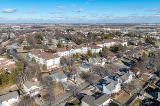 North Gate Garden Estates in Lincoln, NE - Building Photo - Building Photo