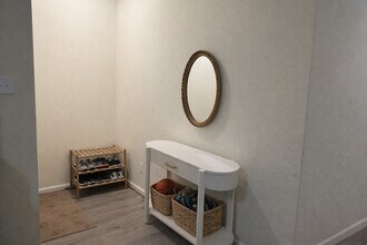 10049 Westpark Dr in Houston, TX - Foto de edificio - Building Photo