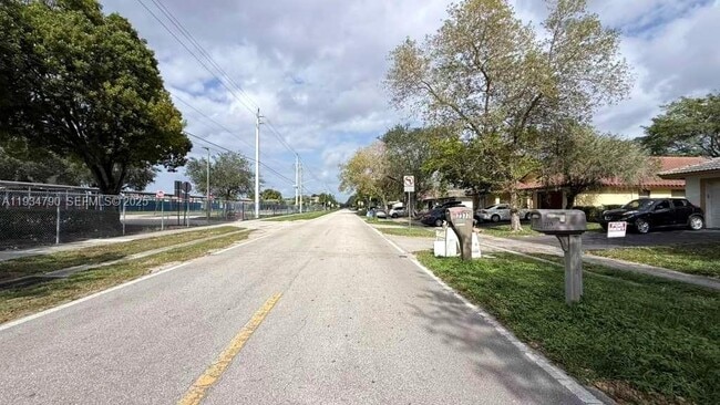 2377 NW 123rd Ave in Coral Springs, FL - Building Photo - Building Photo