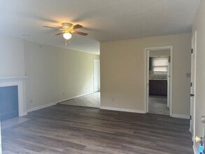 1112 Higbee Mill Rd in Lexington, KY - Building Photo - Building Photo