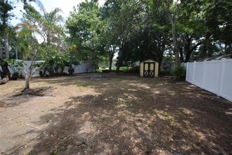 2212 Hoffner Ave in Belle Isle, FL - Building Photo - Building Photo