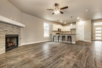 2541 Fallview Dr in Edmond, OK - Building Photo - Building Photo