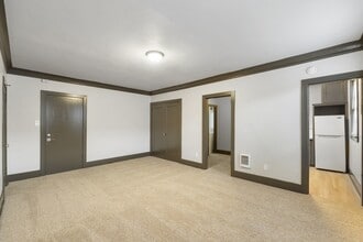 16 N Broadway St in Tacoma, WA - Foto de edificio - Building Photo