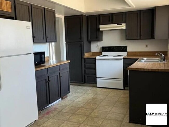 1723 S Standage St in Mesa, AZ - Building Photo - Building Photo