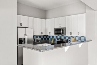 SouthPark Morrison in Charlotte, NC - Building Photo - Building Photo