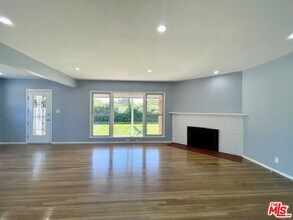 7330 W 89th St in Los Angeles, CA - Building Photo - Building Photo