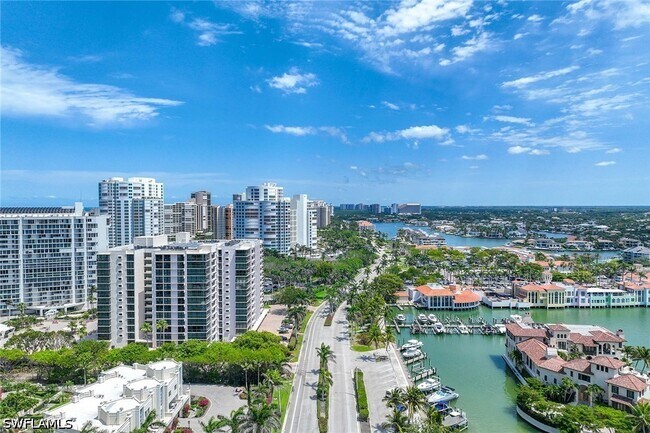 property at 4031 Gulf Shore Blvd N