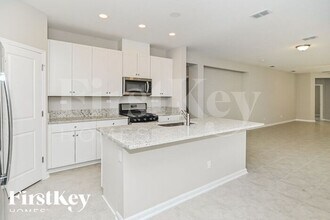 75368 Fox Cross Ave in Yulee, FL - Building Photo - Building Photo