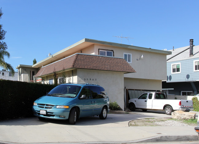 25903 Cypress St in Lomita, CA - Building Photo - Building Photo