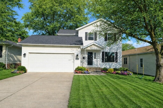 property at 6645 Queens Park Ave